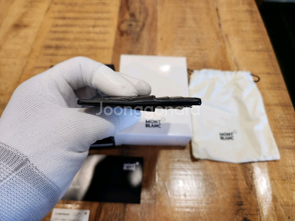 몽블랑 카드지갑 블랙 판매합니다.(MB128640)--7
