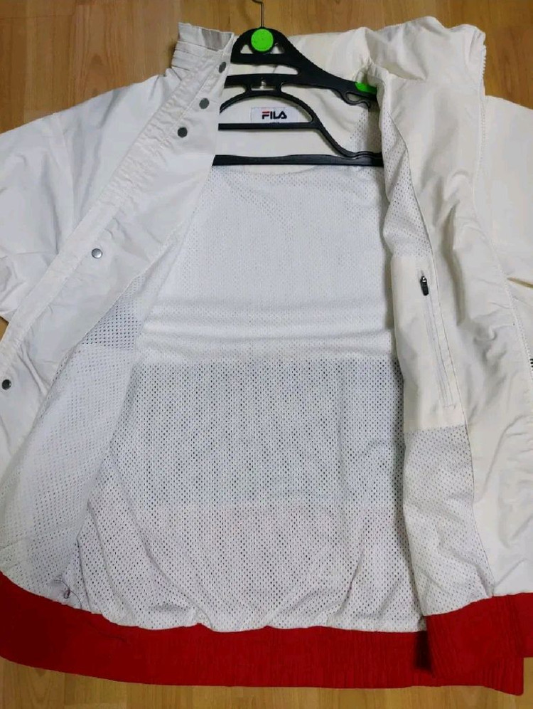 필라휠라 트레이닝집업점퍼 95사이즈남여공용--2