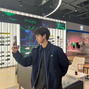 아디다스 IR7583 새제품 105~110사이즈 판매합