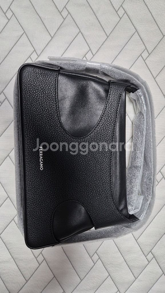 페라가모 컷아웃 크로스백/페레가모 가방/크로스백--6