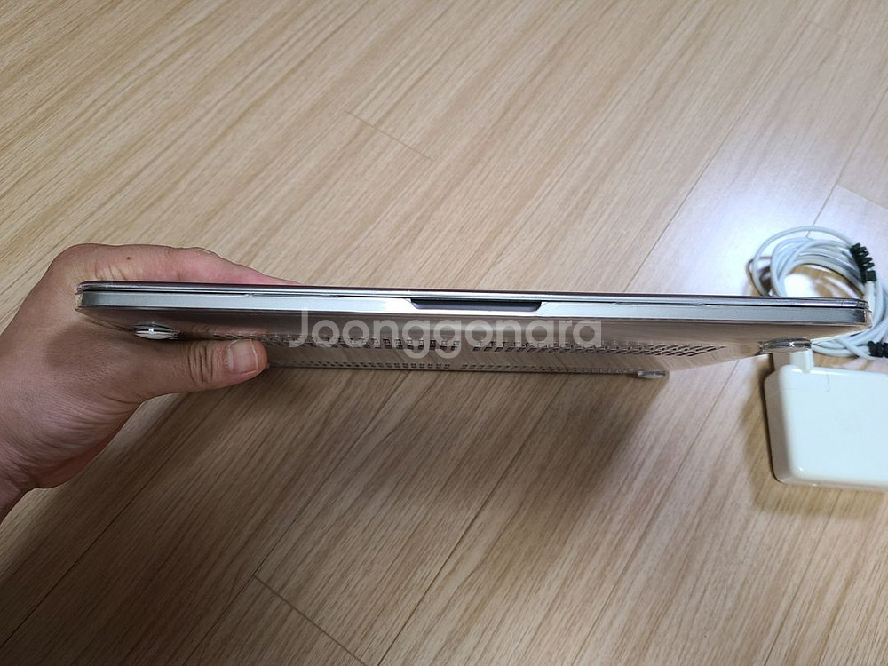 [개인] 맥북프로 고급형(영상,사진편집용)--4