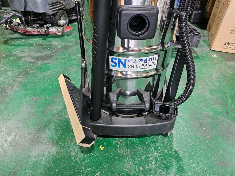 3모터 산업용 공업용청소기 이미지