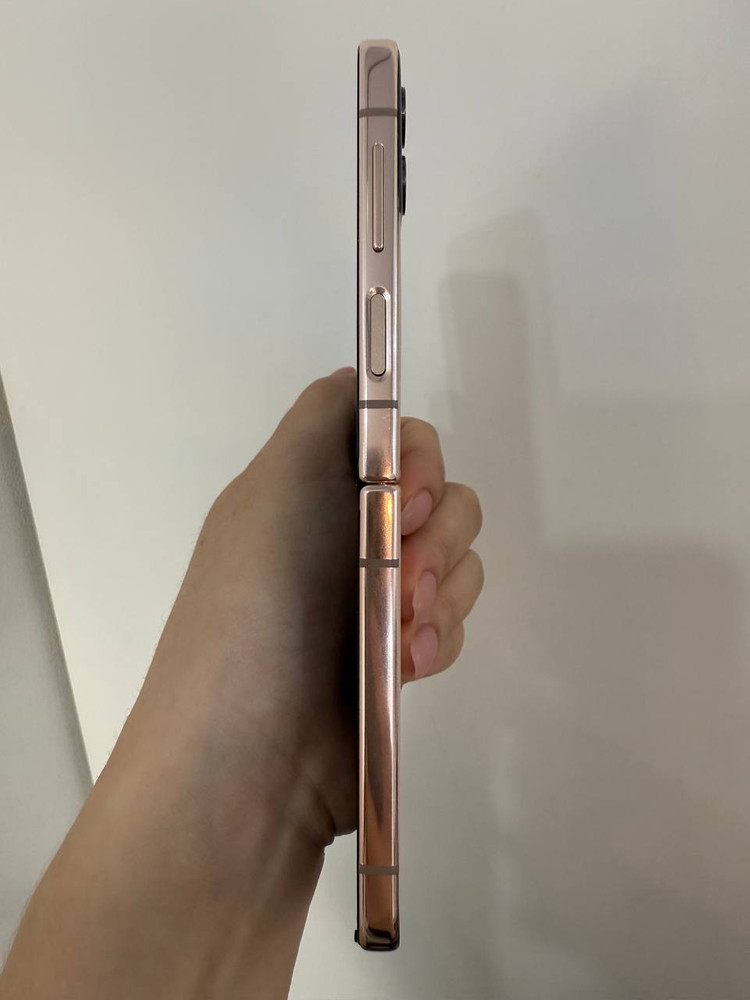 A급)갤럭시Z플립4 256GB 골드 1071--5