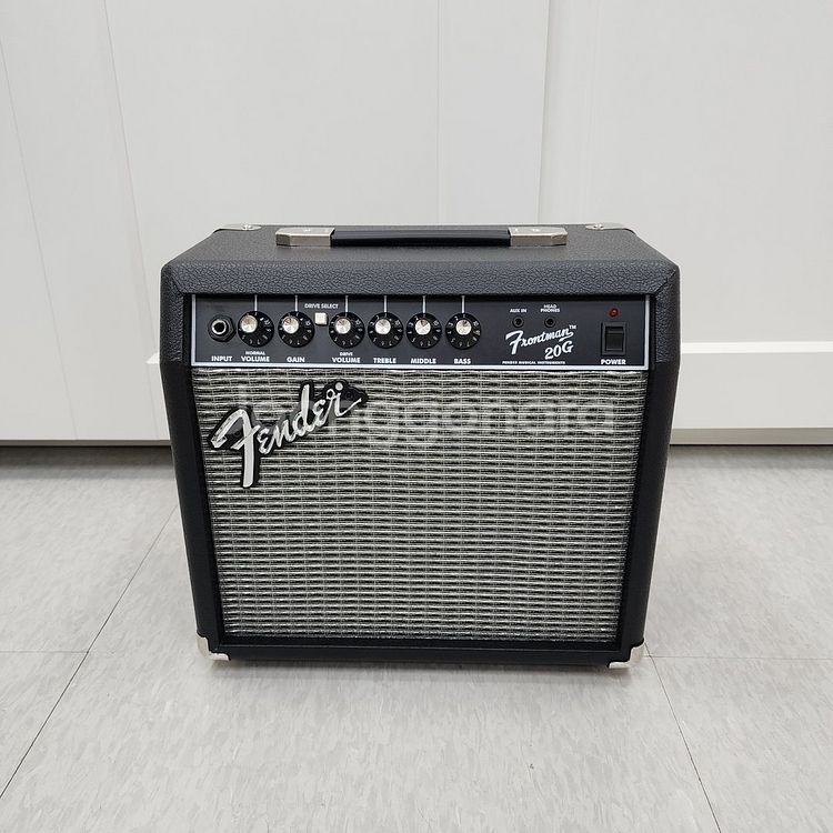 펜더 일렉기타 앰프 20와트 FRONTMAN 20G--0