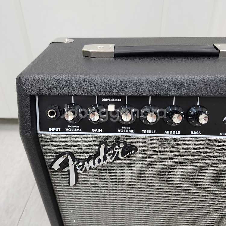 펜더 일렉기타 앰프 20와트 FRONTMAN 20G--3