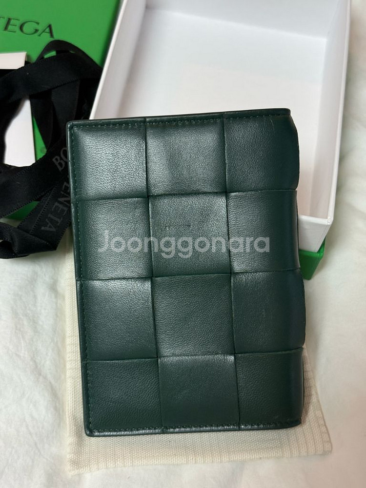 보테가 베네타 카세트백케이스 그린 (미사용새거)--5