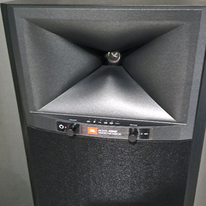 jbl 4305p 액티브 스피커 블랙
