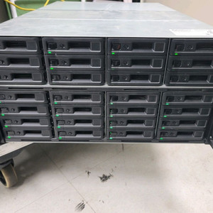 시놀로지 NAS RS2818RP+ RX1217RP 등