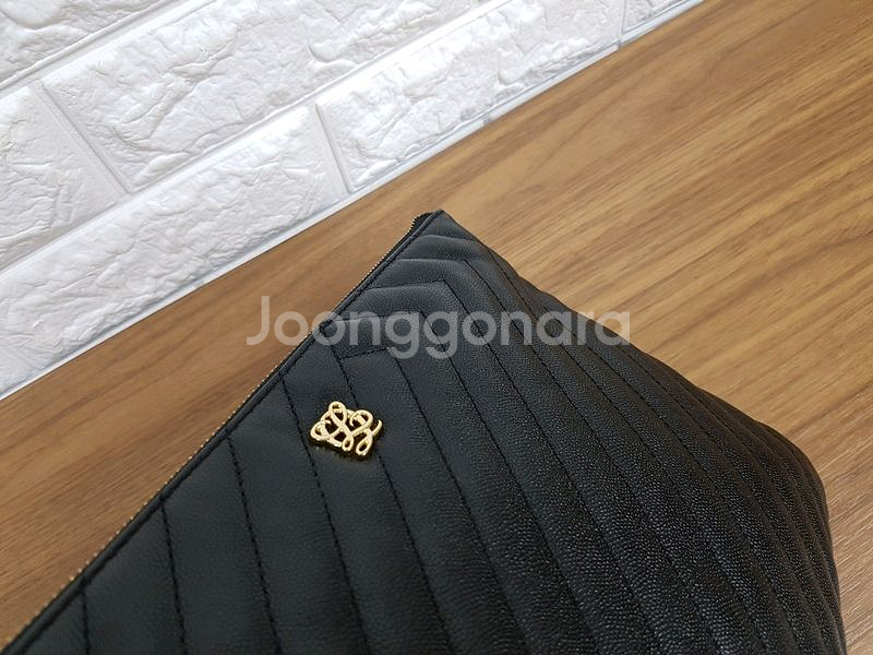 루이까또즈 여성 클러치백 (퀄팅 가죽)--1