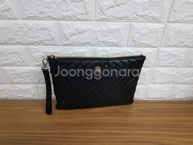 루이까또즈 여성 클러치백 (퀄팅 가죽)--0