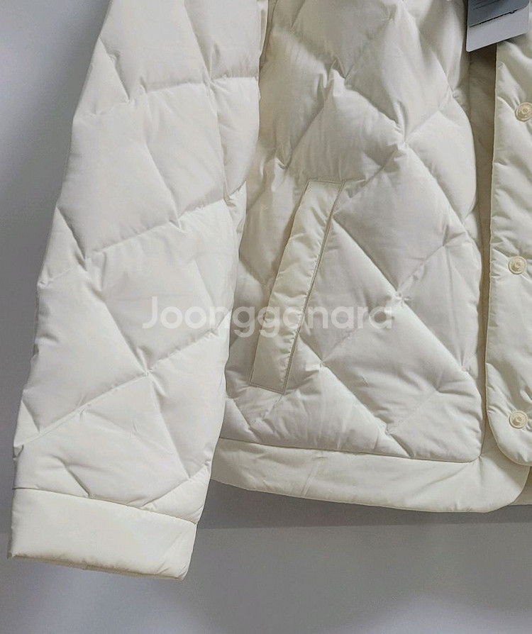 새상품)디스커버리 여성 구스다운 튜브 경량패딩--6