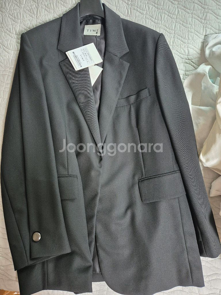 한섬 타임 25SS 울 백 슬릿 자켓 새제품 44사이즈--5