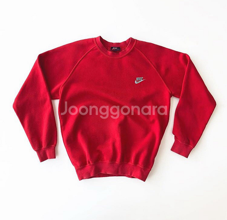 nike 나이키 빈티지 레드 맨투맨. 스웻셔츠--0
