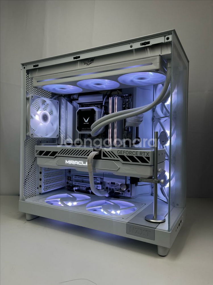 9800X3D/5070Ti NZXT 화이트 완/반본체--0