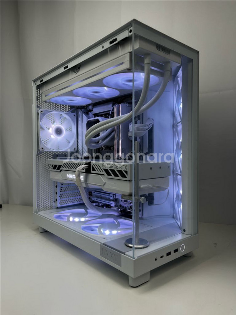 9800X3D/5070Ti NZXT 화이트 완/반본체--2