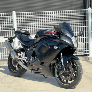 코멧650r 12년식 2만키로 미들급 입문용 판매합니다