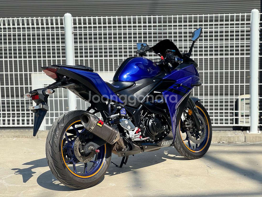 r3 17년식 3만키로 아크라머플러 앞뒤블박 판매중--2