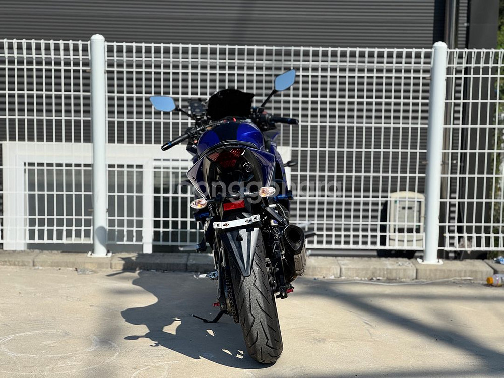 r3 17년식 3만키로 아크라머플러 앞뒤블박 판매중--3