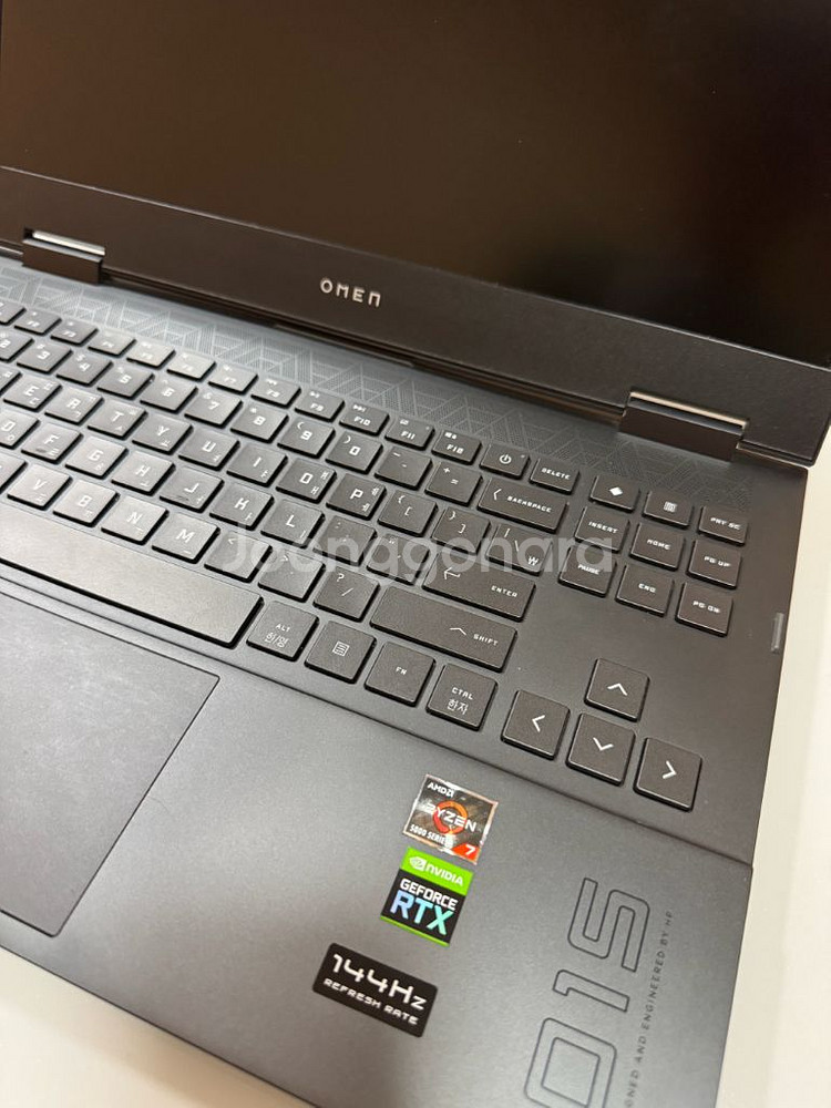 HP 오멘 15 게이밍 노트북 15-en1025ax--1