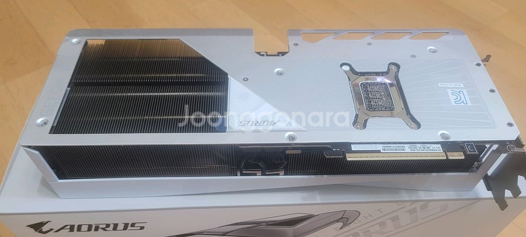 AORUS 지포스 RTX 5080 MASTER ICE--0