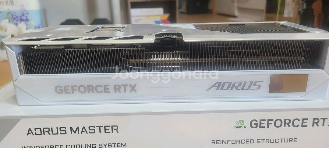 AORUS 지포스 RTX 5080 MASTER ICE--3