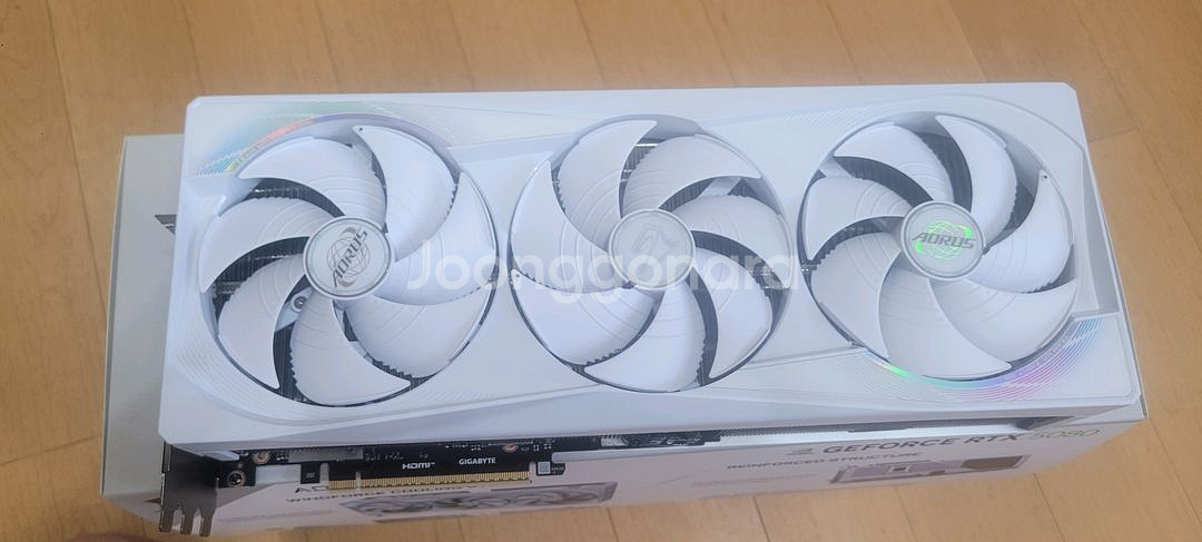 AORUS 지포스 RTX 5080 MASTER ICE--6