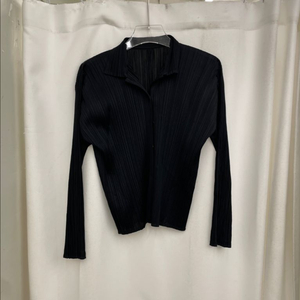 정품 이세이미야케 플리츠플리즈 블라우스