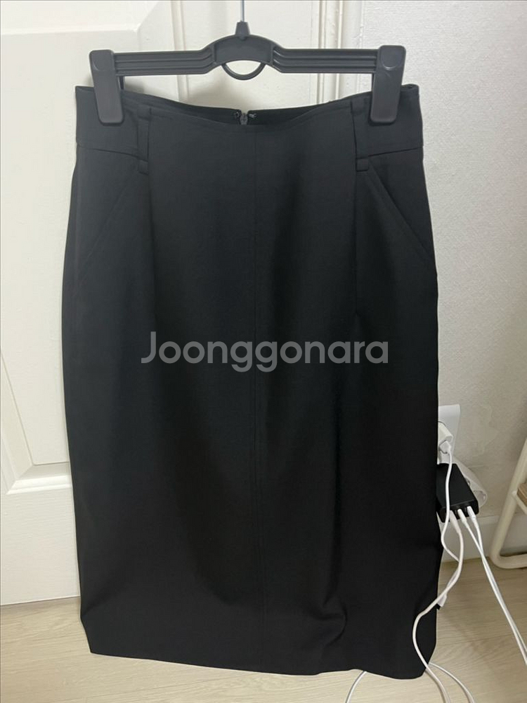 잇미샤 오픈 카라 페미닌 블라우스+셋업 스커트 팝니다--3