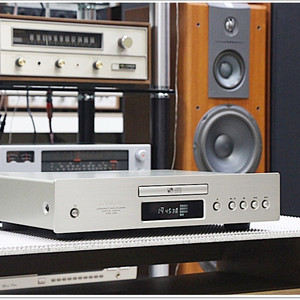 인켈(INKEL) 고급 CD플레이어 모델 CD-7R