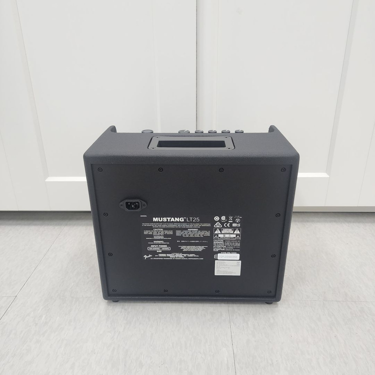 펜더 멀티이펙터 앰프 25와트 MUSTANG LT25--2