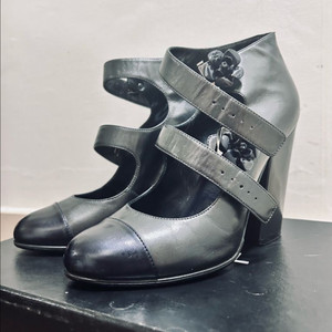 샤넬 까멜리아 구두 36