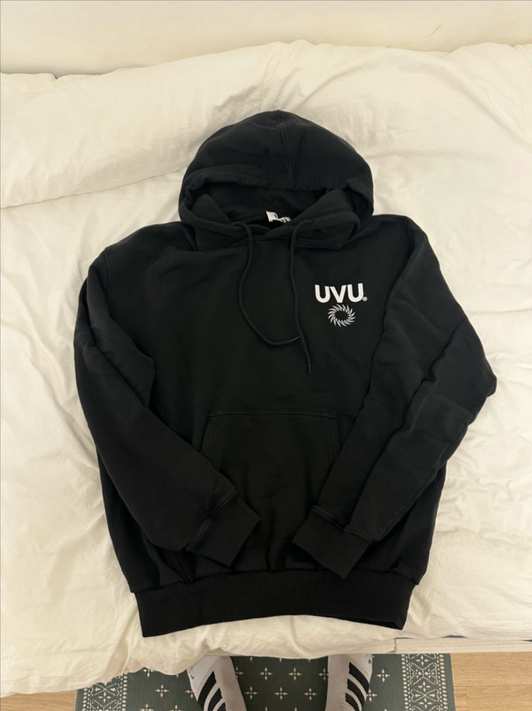 uvu 인시그니아 후드 블랙 m--4