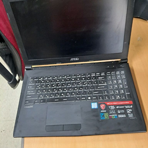 MSI i7 게이밍 노트북 GP62M 7REX 팝니다