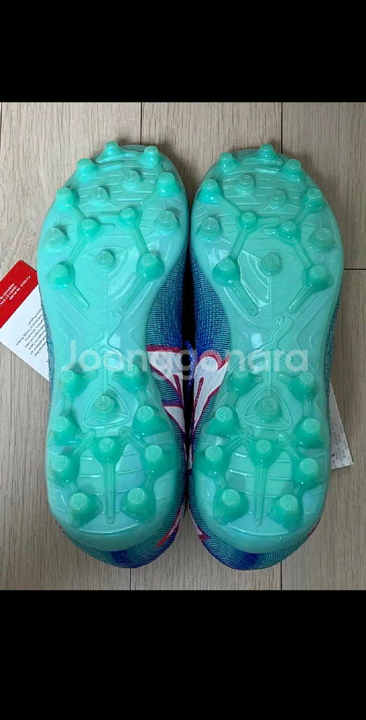 급처 (새상품) 푸마 퓨처 7 얼티메이트 MG 270--3