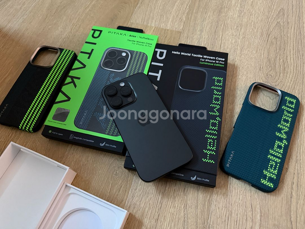 아이폰 16프로 블랙티타늄 1TB 팝니다--0