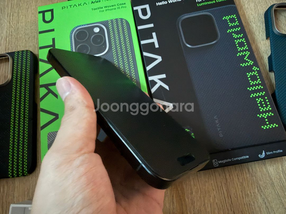 아이폰 16프로 블랙티타늄 1TB 팝니다--3