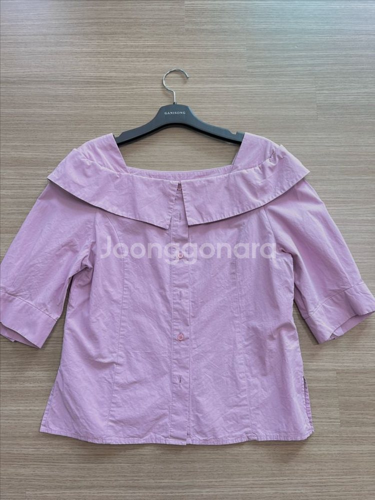 에잇세컨즈 블라우스--2