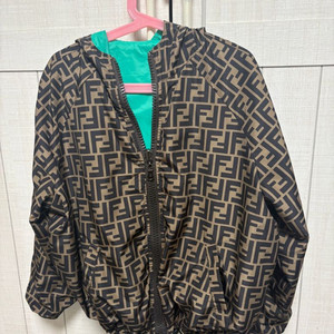 키즈펜디리버서블바람막이