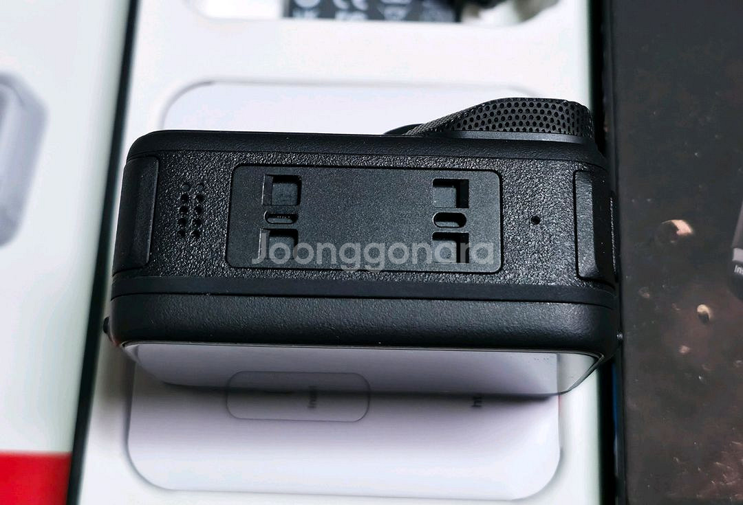 인스타360에이스프로2(듀얼배터리중1개만오픈)--3