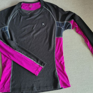 몬츄라 긴팔티셔츠. 마무트