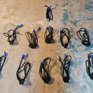 무대조명 파워케이블 4M짜리 11개 판매합니다.