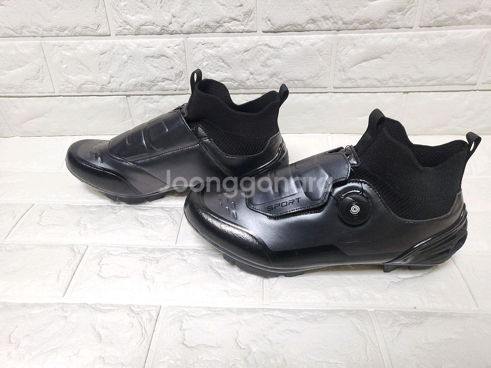 겨울용 MTB 클릿슈즈 265사이즈(무료배송)--1