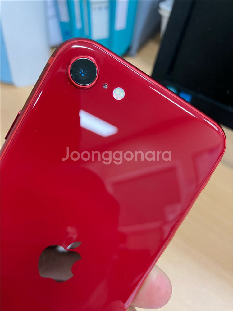 아이폰 SE 2세대 (PRODUCT)RED 색상 128--16