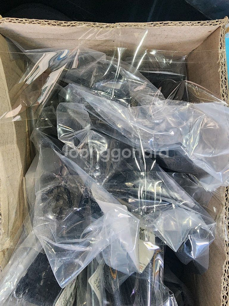 ev6 20인치 휠커버 전국에서도 못구합니다--2