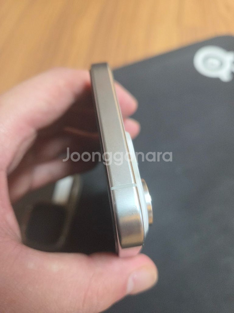 아이폰 16 프로 맥스 256GB 화이트 색상--5