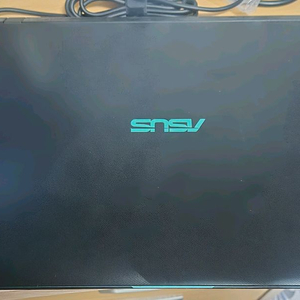 ASUS 게이밍 노트북 X560UD 1050 팝니다