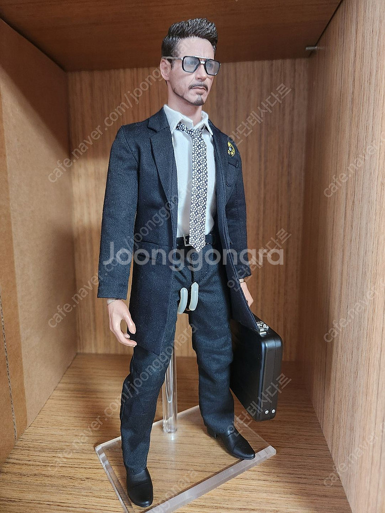 핫토이 전용 아이언맨 토니 쉴드 잠입버전 의상 판매--4