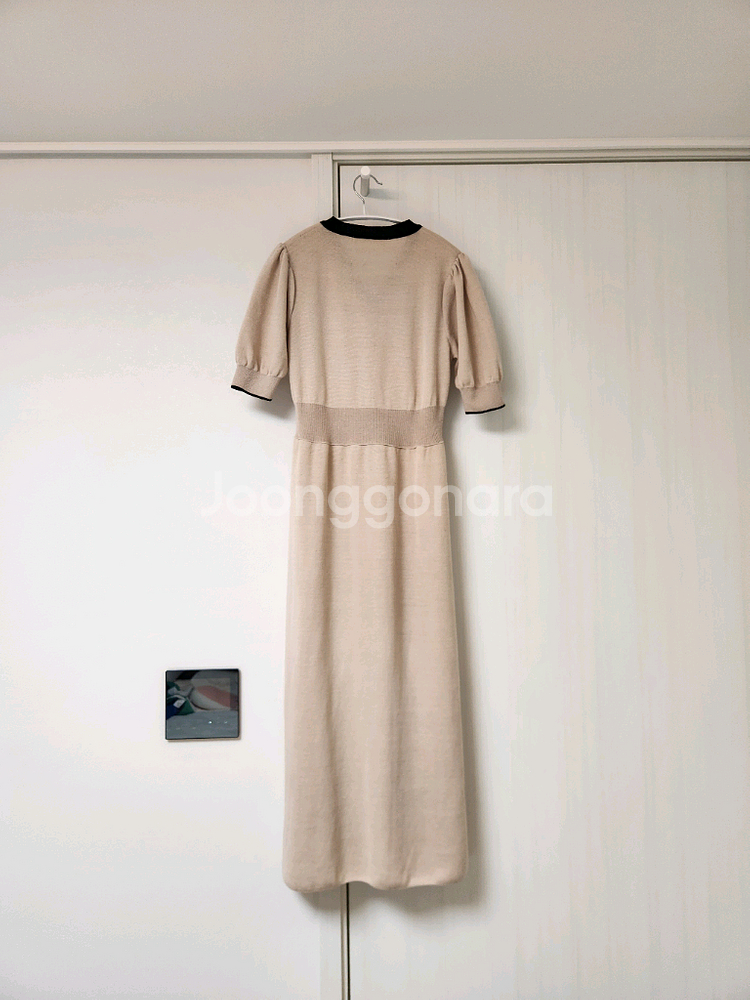 지컷(g-cut) 린넨혼방 니트 원피스--5