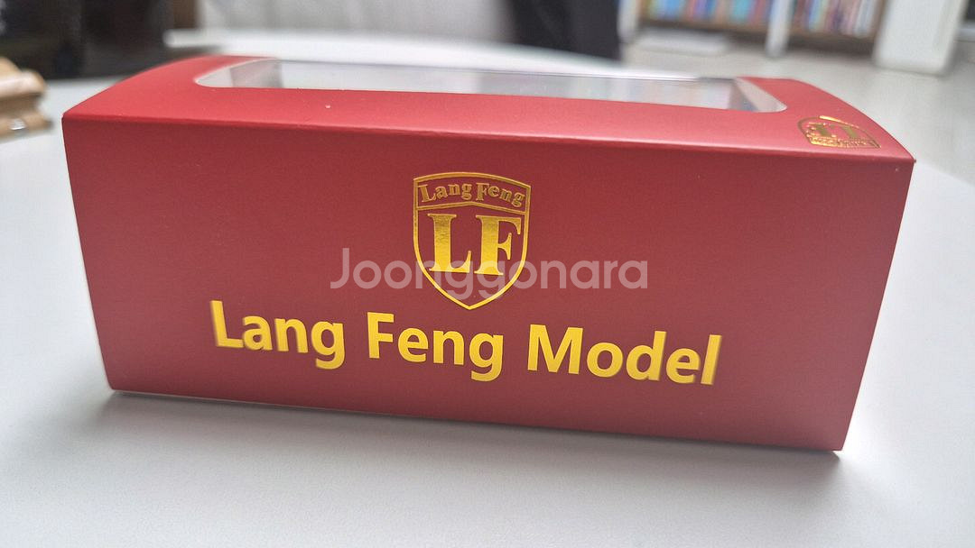 1/64 페라리 SF90 Stradale 다이캐스트--7