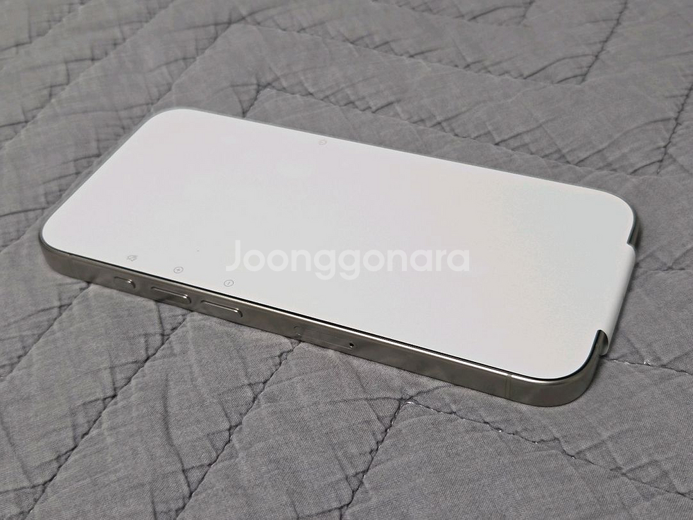 아이폰15 프로 256GB 내추럴 티타늄 리퍼 미사용--0